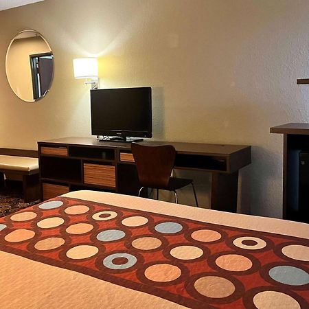 Super 8 By Wyndham Evansville North Stacer Zewnętrze zdjęcie