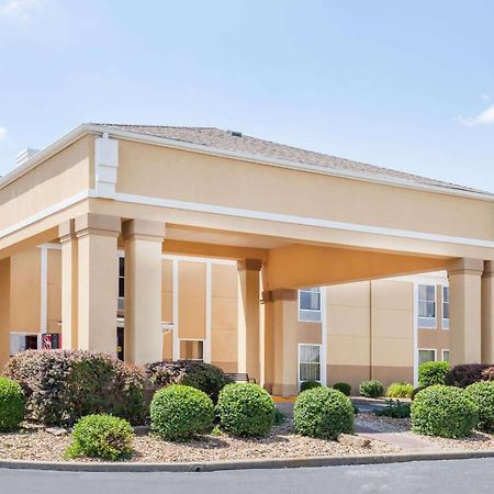 Super 8 By Wyndham Evansville North Stacer Zewnętrze zdjęcie