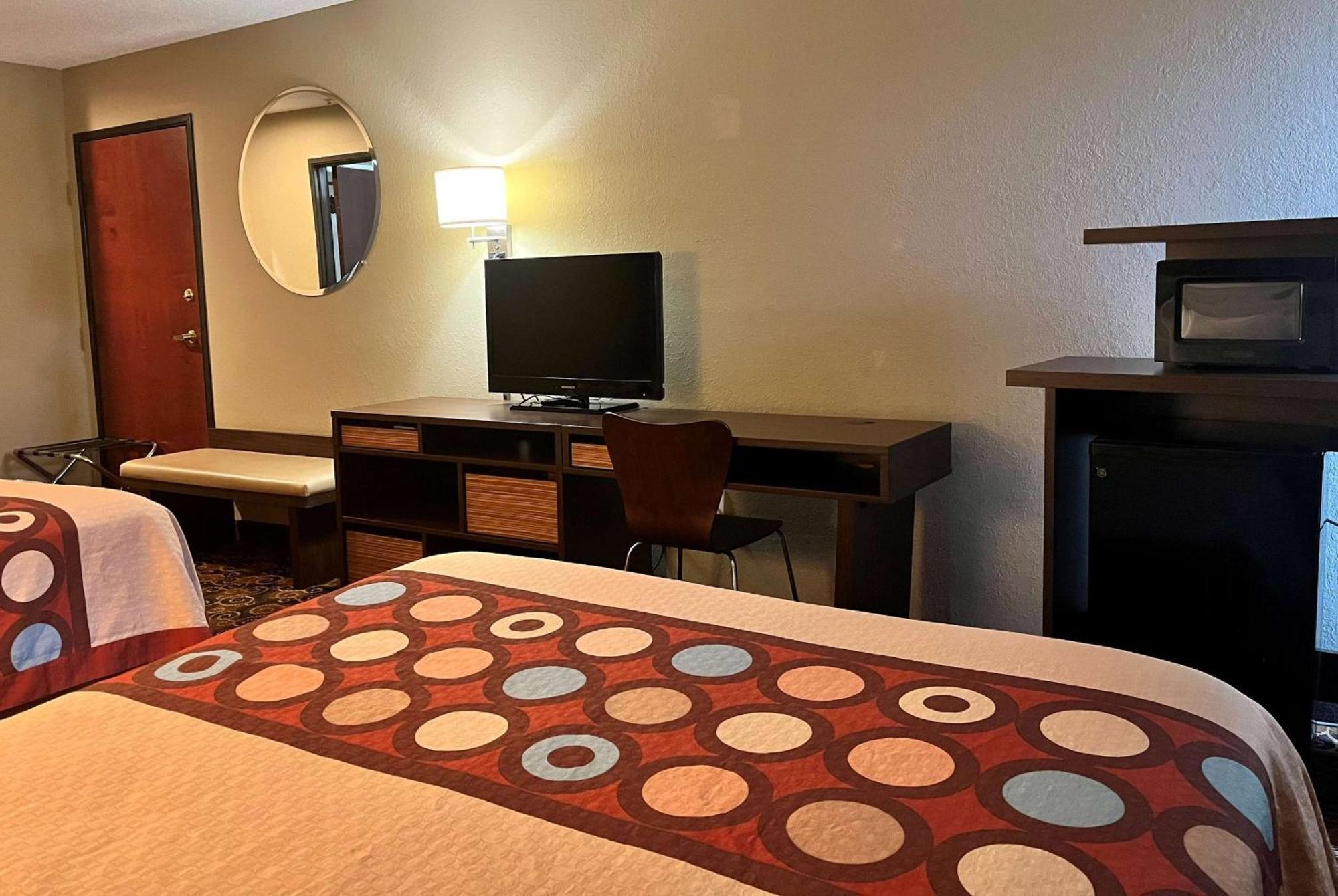 Super 8 By Wyndham Evansville North Stacer Zewnętrze zdjęcie