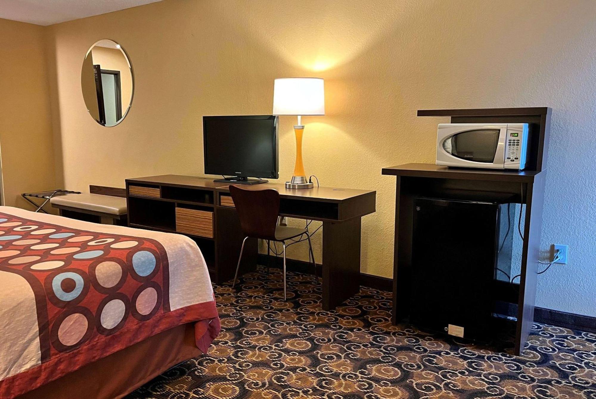 Super 8 By Wyndham Evansville North Stacer Zewnętrze zdjęcie